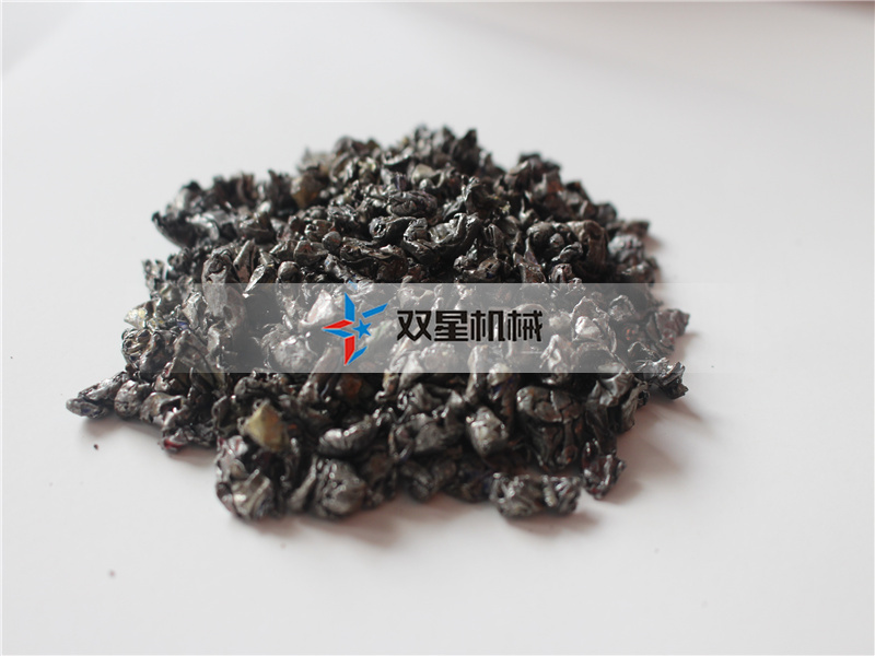 廢鋼破碎機設備破碎效果